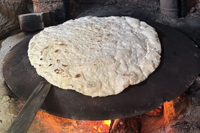 Malatya’da Kadınlar Sac Ekmeklerini Aylarca Koruyabiliyor