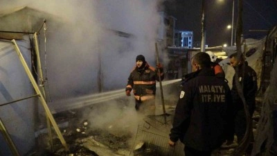 Malatya&rsquo;da konteyner &ccedil;arşıda yangın: 1 yaralı