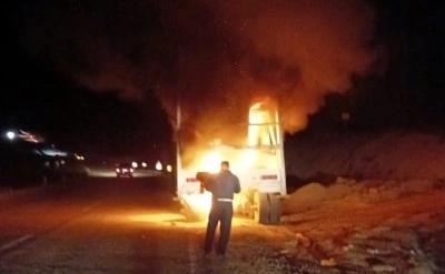 Malatya’nın Darende ilçesinde tır yangını kontrol altına alındı