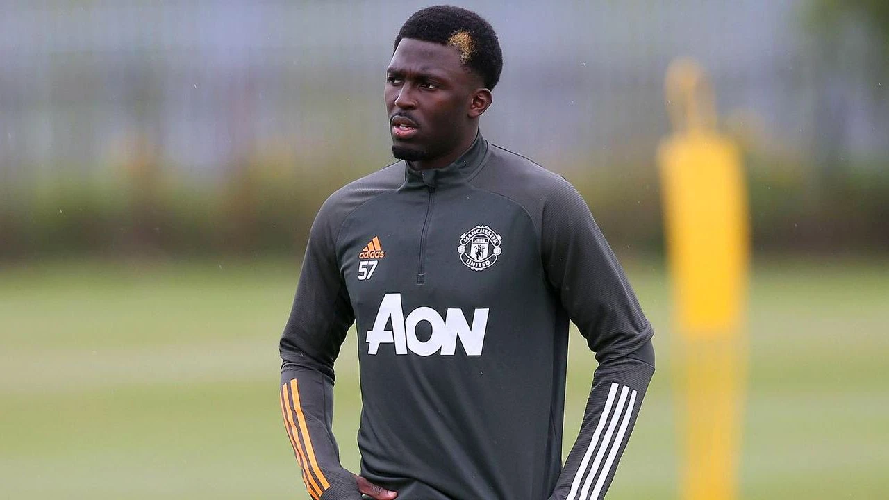  Manchester United'dan Vanspor'a! Amedspor Savunması İçin Alarm Zilleri Çalıyor: Aliou Traore Tehlikesi!