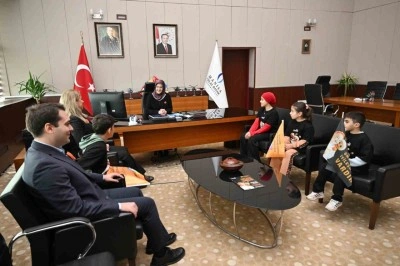 Manisa CB&Uuml;&rsquo;de l&ouml;semili &ccedil;ocuklara dikkat &ccedil;ekildi