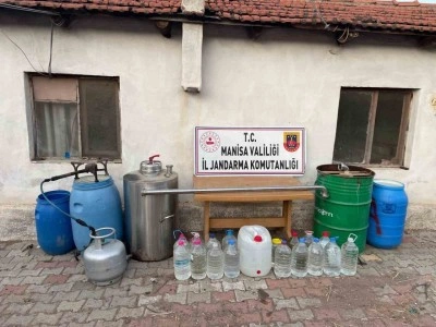 Manisa&rsquo;da 112 litre sahte i&ccedil;ki ele ge&ccedil;irildi