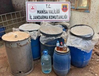 Manisa&rsquo;da 82 litre sahte i&ccedil;ki ele ge&ccedil;irildi
