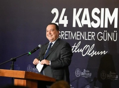 Manisa&rsquo;da &ouml;ğretmenlere &ccedil;ifte bayram