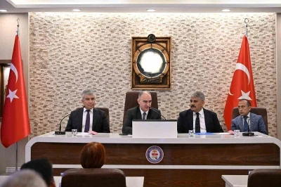 Manisa&rsquo;da sahipsiz hayvanlara y&ouml;nelik &ccedil;alışmalar değerlendirildi