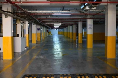 Yeraltı otoparkı baştan aşağı yenilendi