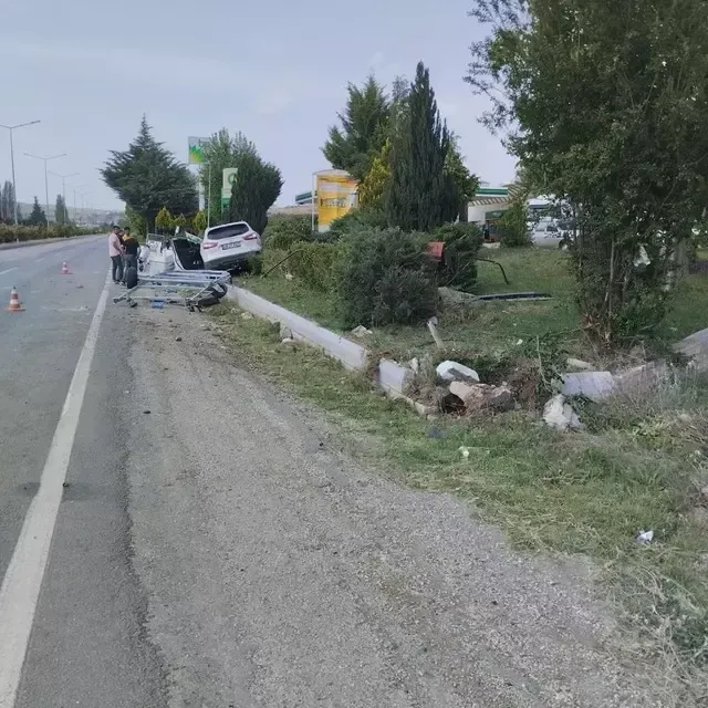 Mansur Yavaş&rsquo;ın Ağabeyi Trafik Kazası Ge&ccedil;irdi