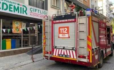 Markette &ccedil;ıkan yangın panikletti