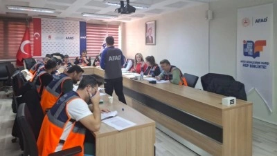 MEB AKUB ekiplerine verilen destek AFAD g&ouml;n&uuml;ll&uuml;s&uuml; eğitimi tamamlandı