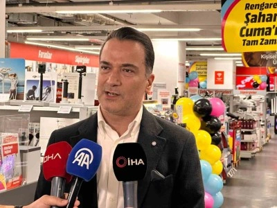 MediaMarkt, &lsquo;Reng&acirc;renk Şahane Cuma&rsquo;yı başlattı