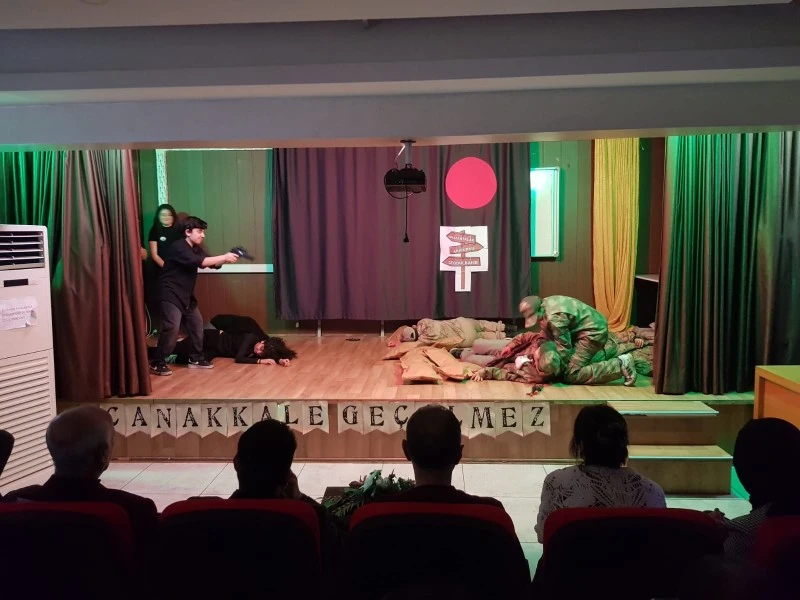 Mehmet Sabri Güzel Ortaokulu'ndan 18 Mart Coşkusu