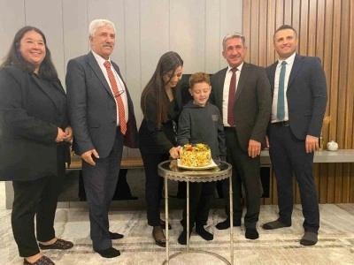 Menteşe&rsquo;de &ouml;ğretmenlere &rsquo;&ccedil;ifte kutlama&rsquo; s&uuml;rprizi