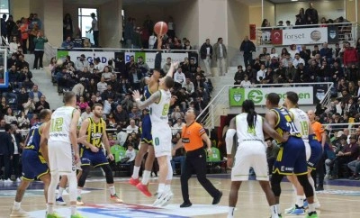 Merkezefendi Belediyesi Basket-Fenerbah&ccedil;e Beko: 64-87