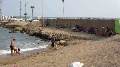 Halk plajını halka yasakladılar