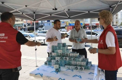 Mersin&rsquo;de Mevlit Kandilinde 15 bin kandil simidi dağıtıldı