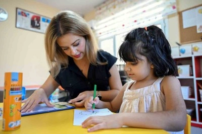 Mersin’de otizmli çocuklara 12 bini aşkın ücretsiz seans desteği