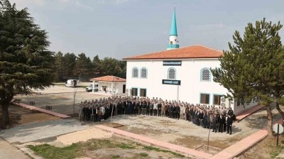 Merzifon 5&rsquo;inci Ana Jet &Uuml;ss&uuml;&rsquo;nde inşa edilen Mehmet&ccedil;ik Camii ibadete a&ccedil;ıldı