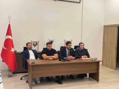 Milli g&uuml;reş&ccedil;i Rıza Kayaalp minderlere geri d&ouml;n&uuml;yor