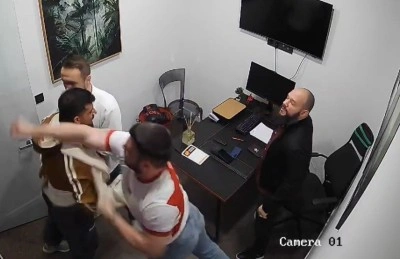 Milli sporcuya pusu kurup, silah çektiler...Dakikalarca böyle darp ettiler