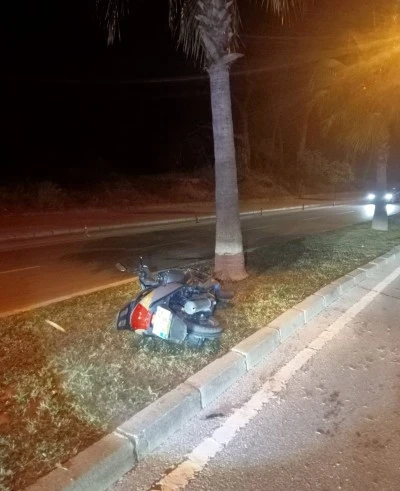 Motosiklet Kazası: Genç Sürücü Aydınlatma Direğine Çarparak Hayatını Kaybetti