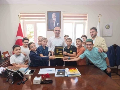 M&uuml;ft&uuml; İmamoğlu: Kur&rsquo;an eğitimi &ccedil;ocukların ve gen&ccedil;lerin ahlaki gelişiminde &ouml;nemli rol oynuyor