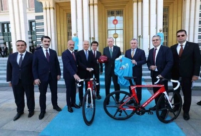 Muğla B&uuml;y&uuml;kşehir Bisiklette kıta takımı listesine girdi