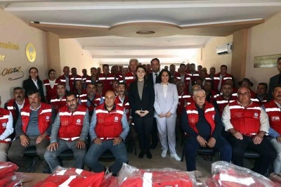 Muğla B&uuml;y&uuml;kşehir&rsquo;den 574 muhtara &ouml;zel yelek