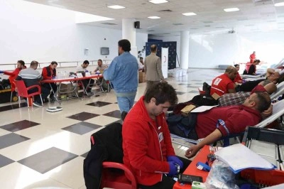 Muğla B&uuml;y&uuml;kşehir, Kızılay&rsquo;a kan bağışı desteğini Menteşe&rsquo;de başlattı