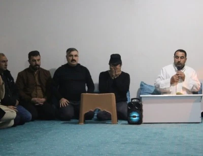 Muhammed Recai Arslan Kur&rsquo;an Kursu&rsquo;nda Kadir Gecesi Coşkusu