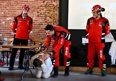 &Ouml;zel bireylere afet farkındalık eğitimi