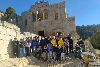 Mut Alahan Manastırı yerli ve yabancı turistlerin ilgi noktası oldu