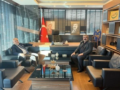 Naif Akbal’dan Tahsin Arslan’a Dostluk Ziyareti: Diyarbakır’da Samimi Buluşma