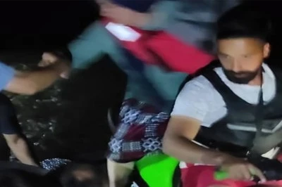 Nehirde mahsur kalan 5 kişi ölümden döndü