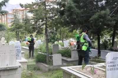 Mezarlıklar Kurban Bayramı ziyaretlerine hazır