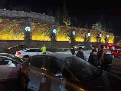 Niğde’de zincirleme trafik kazası: 4 yaralı