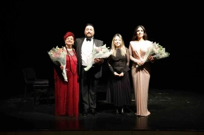 Nil&uuml;fer&rsquo;de m&uuml;zik dolu bir &rsquo;Sevgililer G&uuml;n&uuml;&rsquo; akşamı
