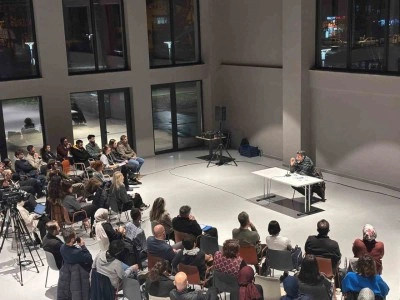 Nil&uuml;fer&rsquo;deki s&ouml;yleşilerde bu kez Erving Goffman&rsquo;ın etkileşim d&uuml;zeni kuramı masaya yatırıldı