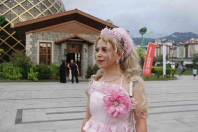 O &rsquo;Rizeli Barbie&rsquo;