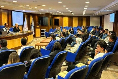 &Ouml;ğrenciler, g&uuml;ncel denizcilik uygulamalarını &ouml;ğrendiler