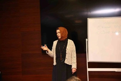 Öğrencilere yönelik "internette güvende olmak" çalışması düzenlendi