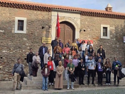 &Ouml;ğretmenler Aydın&rsquo;ın bin yıllık tarihinde yolculuk yaptı