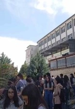 Okulda korkutan yangın