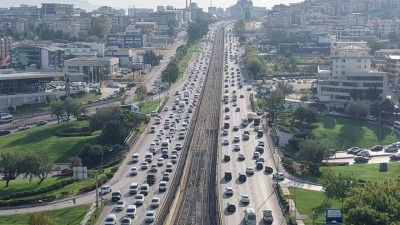 Okullar açıldı trafik yoğunluk yaşandı