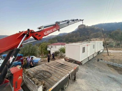 Orman yangınında evleri yananlar konteynerler desteği