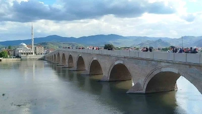 Motosikletlilerden 19 Mayıs konvoyu