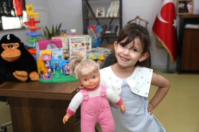 Osmangazi&rsquo;de oyuncaklar paylaştık&ccedil;a &ccedil;oğalacak

