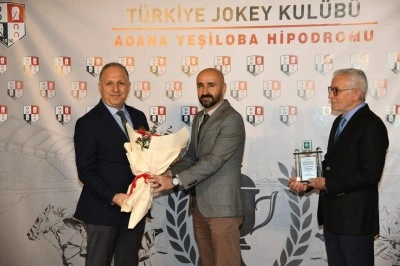 Osmaniye Belediye Başkanlığı Koşusu’nu ‘Silent Lightning’ kazandı