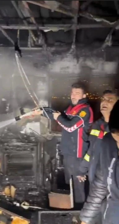 Osmaniye&rsquo;de m&uuml;stakil evde &ccedil;ıkan yangın s&ouml;nd&uuml;r&uuml;ld&uuml;