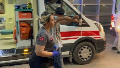 Adıyaman'da Otomobil Minibüse Çarptı: 1 Yaralı