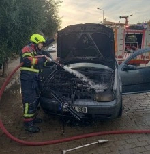 Otomobil seyir halindeyken alev aldı